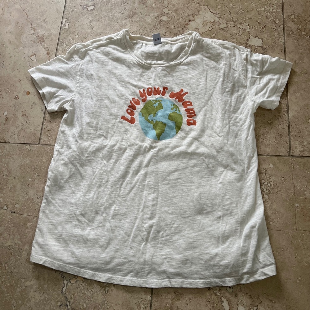 Old Navy oversized nursing tee